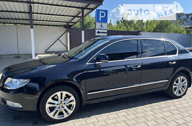 Лифтбек Skoda Superb 2012 в Червонограде