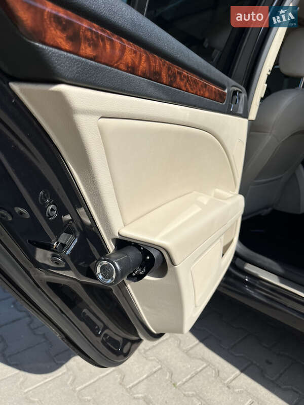 Ліфтбек Skoda Superb 2012 в Шептицькому
