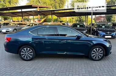 Ліфтбек Skoda Superb 2023 в Кривому Розі