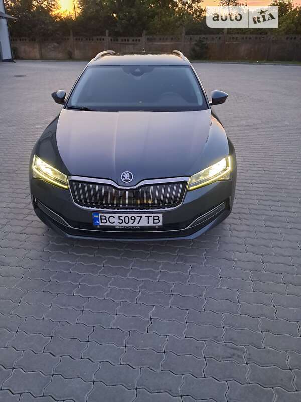 Універсал Skoda Superb 2020 в Бориславі