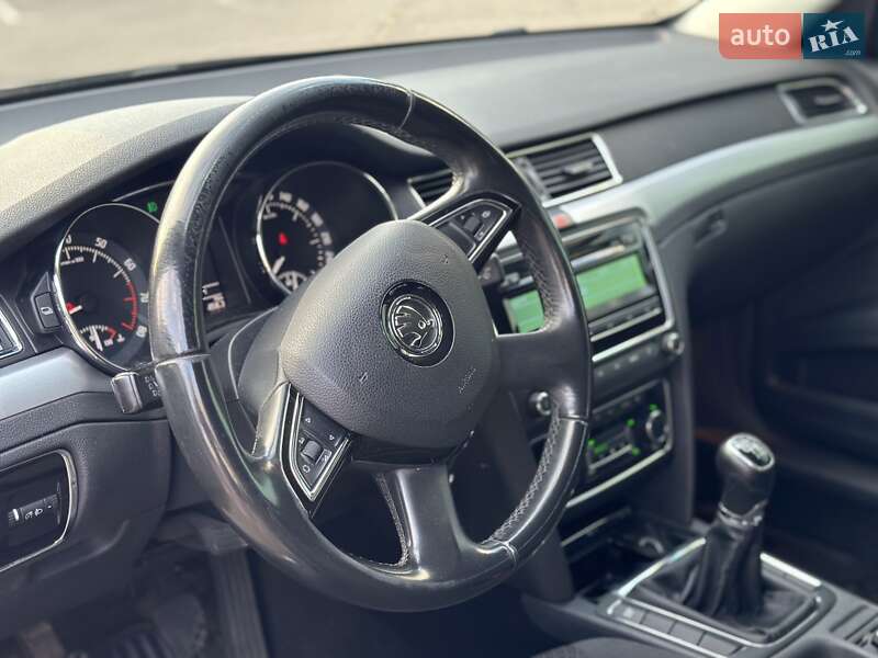 Лифтбек Skoda Superb 2014 в Николаеве