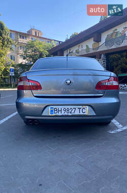 Лифтбек Skoda Superb 2009 в 