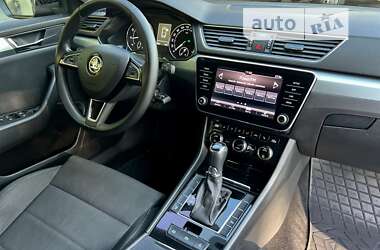 Лифтбек Skoda Superb 2017 в Днепре