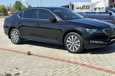 Лифтбек Skoda Superb 2022 в Мукачево