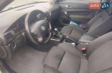 Лифтбек Skoda Superb 2006 в 