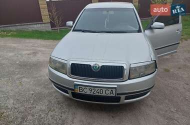 Лифтбек Skoda Superb 2003 в 