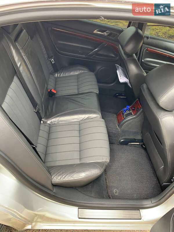 Лифтбек Skoda Superb 2003 в Львове