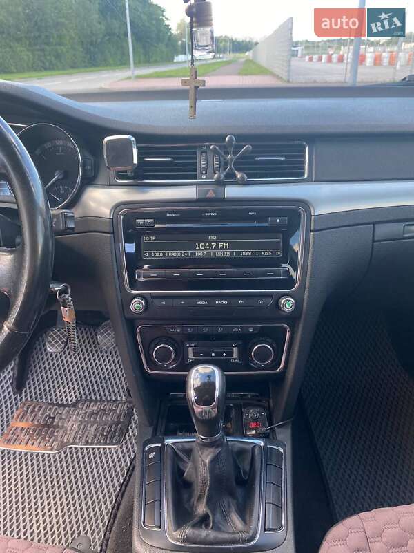 Ліфтбек Skoda Superb 2008 в Львові