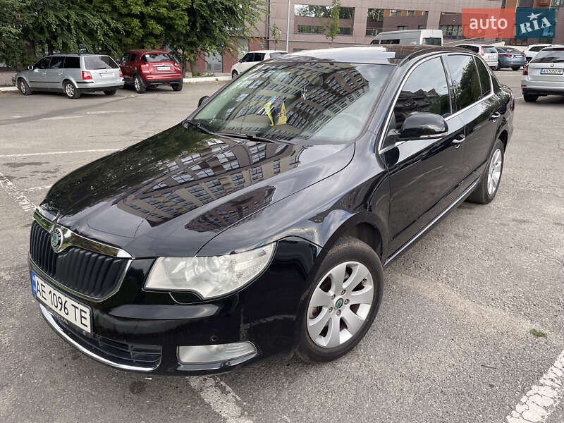 Лифтбек Skoda Superb 2008 в Днепре