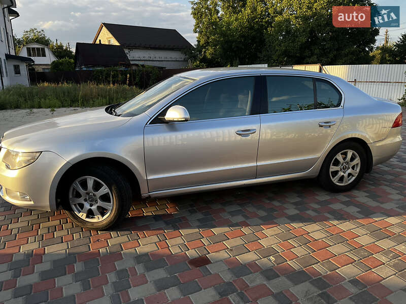 Ліфтбек Skoda Superb 2010 в Києві