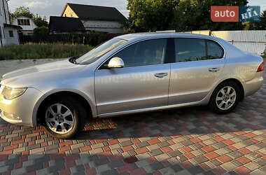 Лифтбек Skoda Superb 2010 в 