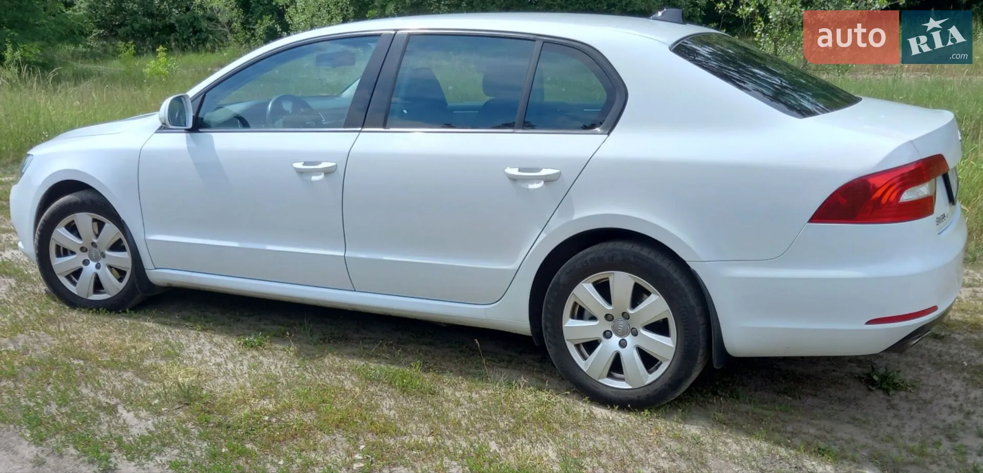 2015 Skoda Superb - мініатюра 2