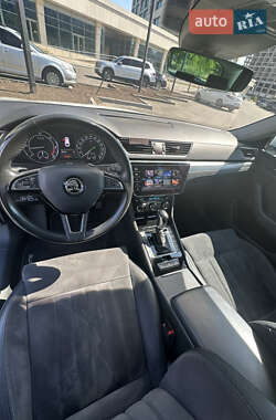 Універсал Skoda Superb 2017 в Дніпрі