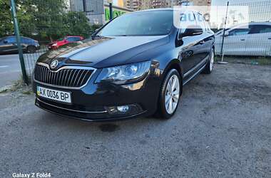 Лифтбек Skoda Superb 2013 в Киеве