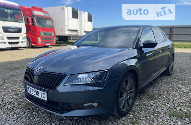 Лифтбек Skoda Superb 2016 в Долине