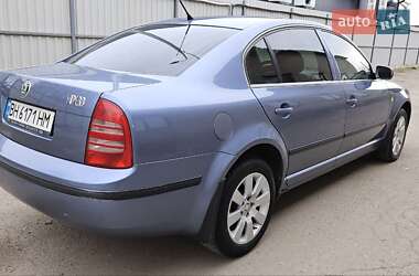 Лифтбек Skoda Superb 2006 в Сарате