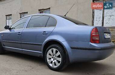 Лифтбек Skoda Superb 2006 в Сарате