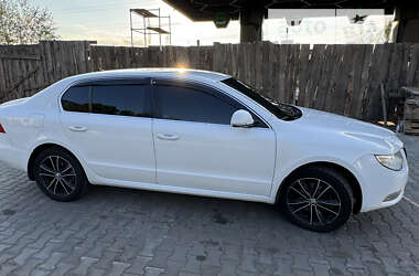 Ліфтбек Skoda Superb 2010 в Києві