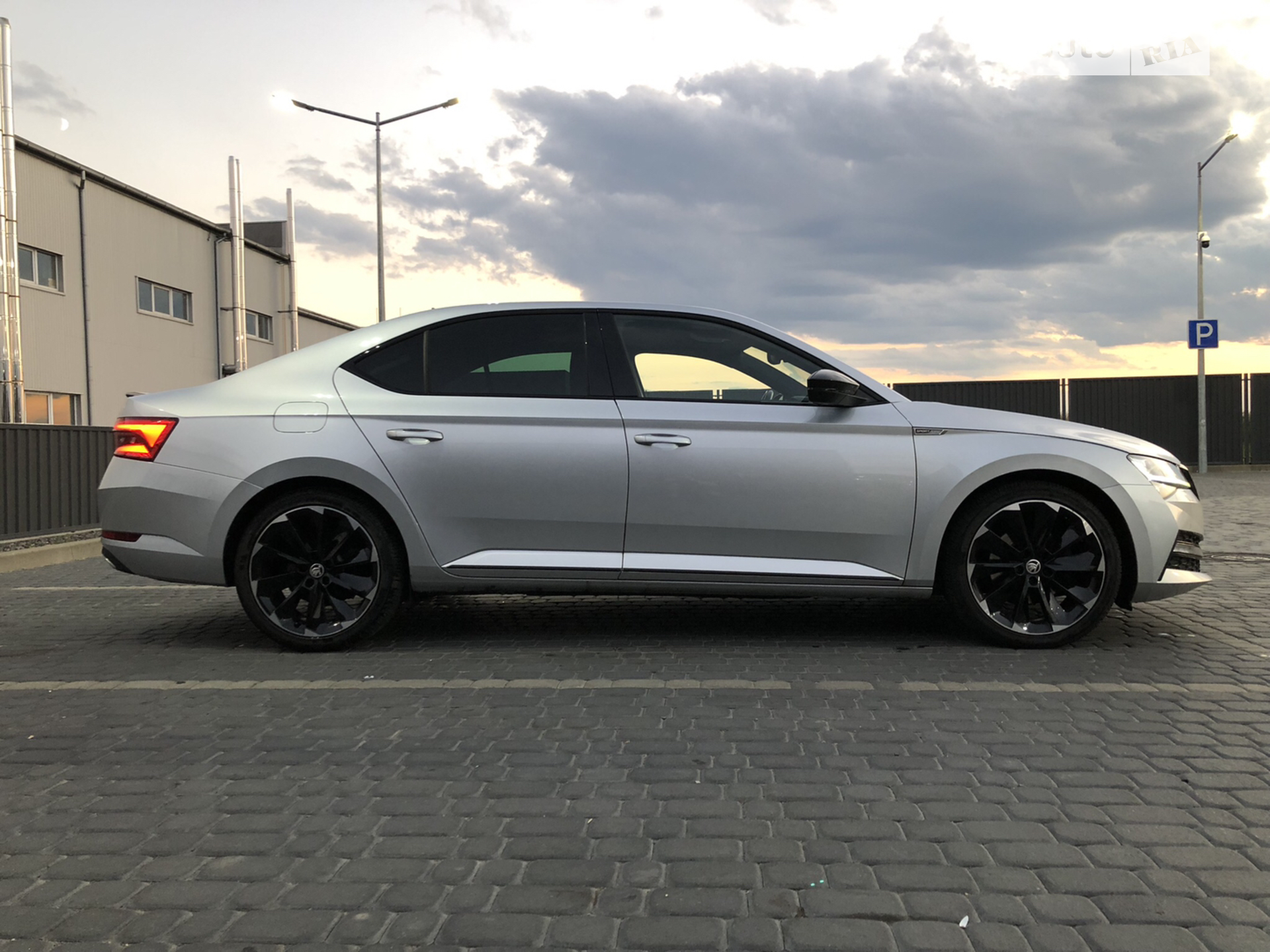 2020 Skoda Superb - мініатюра 5