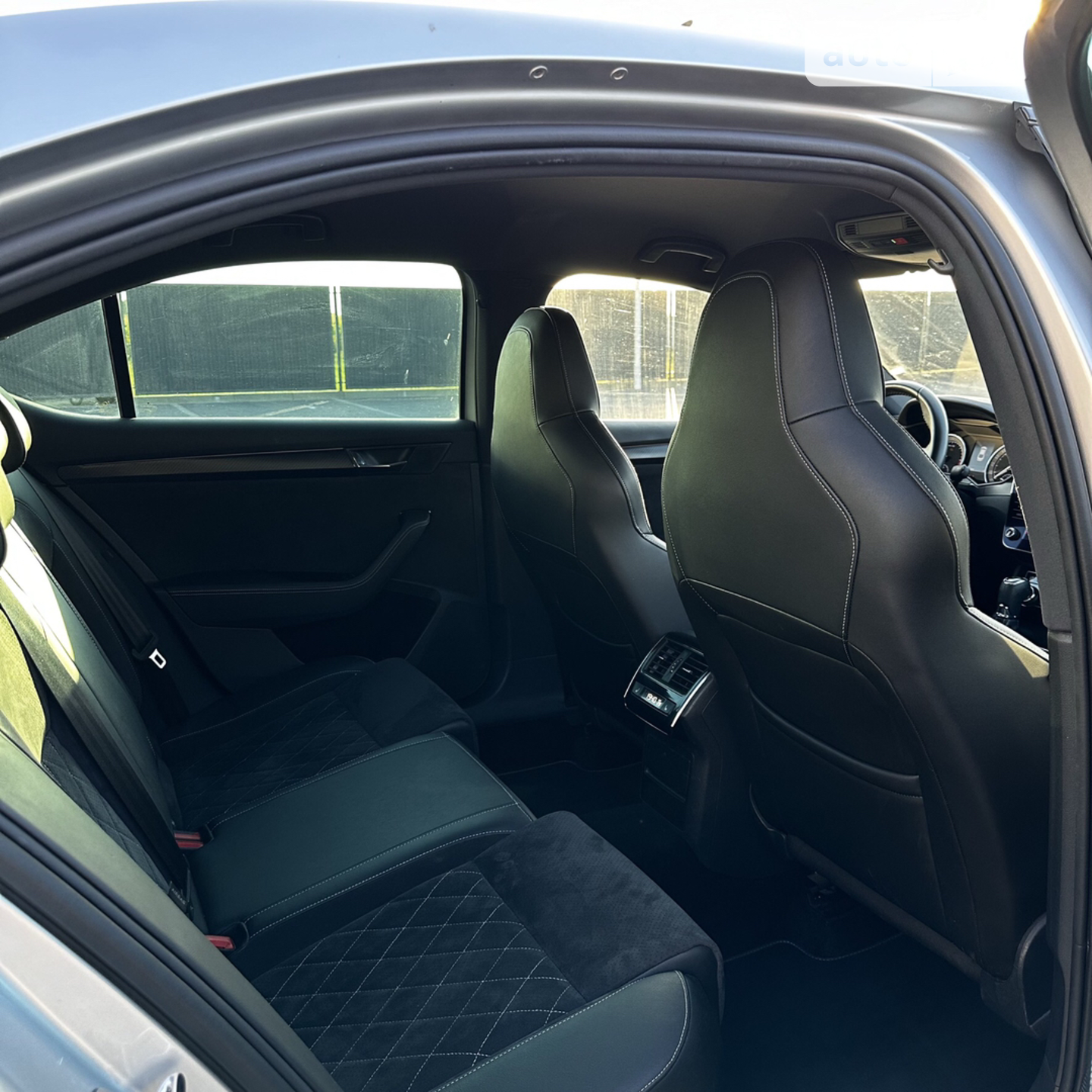 2020 Skoda Superb - мініатюра 11