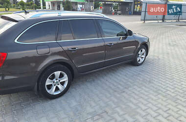 Универсал Skoda Superb 2010 в Косове