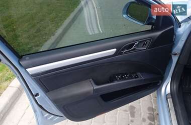 Лифтбек Skoda Superb 2011 в 