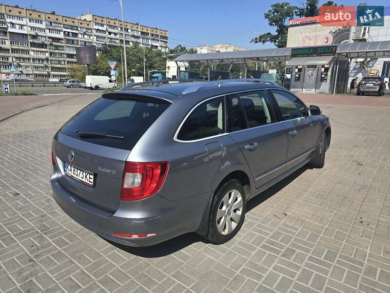Универсал Skoda Superb 2012 в Киеве
