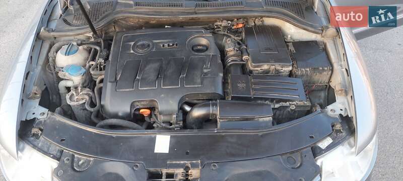 Лифтбек Skoda Superb 2011 в Виннице
