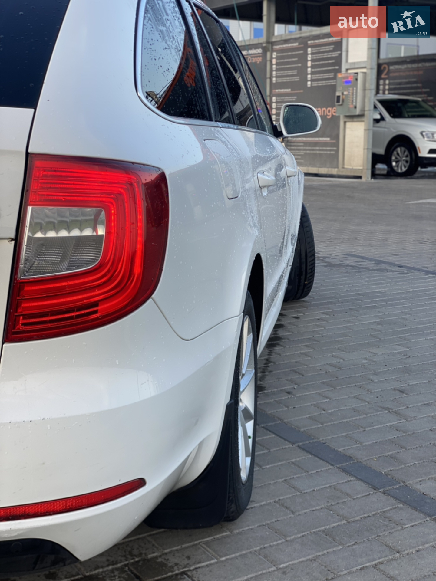 2014 Skoda Superb - мініатюра 13