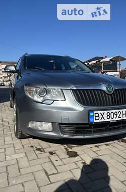 Універсал Skoda Superb 2011 в Шепетівці