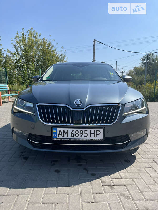 Універсал Skoda Superb 2018 в Житомирі