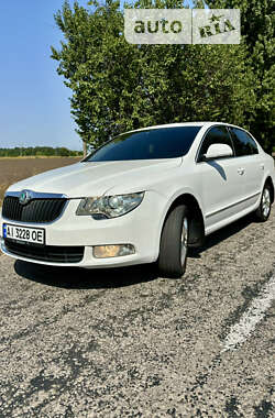 Ліфтбек Skoda Superb 2011 в Миронівці