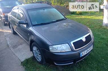 Лифтбек Skoda Superb 2005 в Снятине