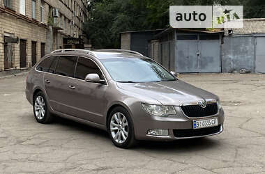 Універсал Skoda Superb 2010 в Запоріжжі