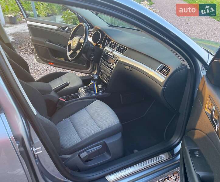 Ліфтбек Skoda Superb 2012 в Києві