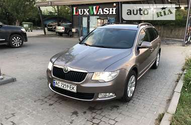 Универсал Skoda Superb 2010 в Львове