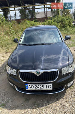 Ліфтбек Skoda Superb 2008 в Хусті