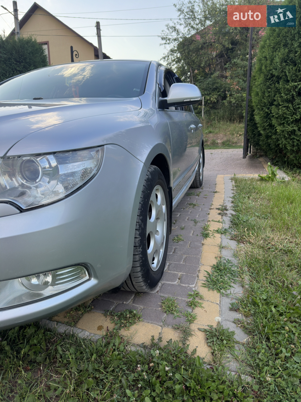 2010 Skoda Superb - мініатюра 15