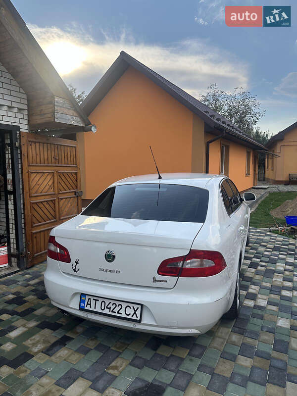 Лифтбек Skoda Superb 2009 в Калуше фото 4 Лифтбек Skoda Superb 2009 в Калуше