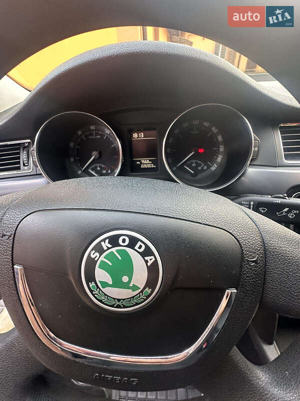 Лифтбек Skoda Superb 2009 в Калуше фото 9 Лифтбек Skoda Superb 2009 в Калуше