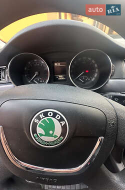 Лифтбек Skoda Superb 2009 в 