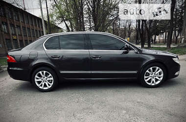 Лифтбек Skoda Superb 2008 в Кривом Роге