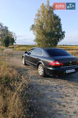 Лифтбек Skoda Superb 2009 в 