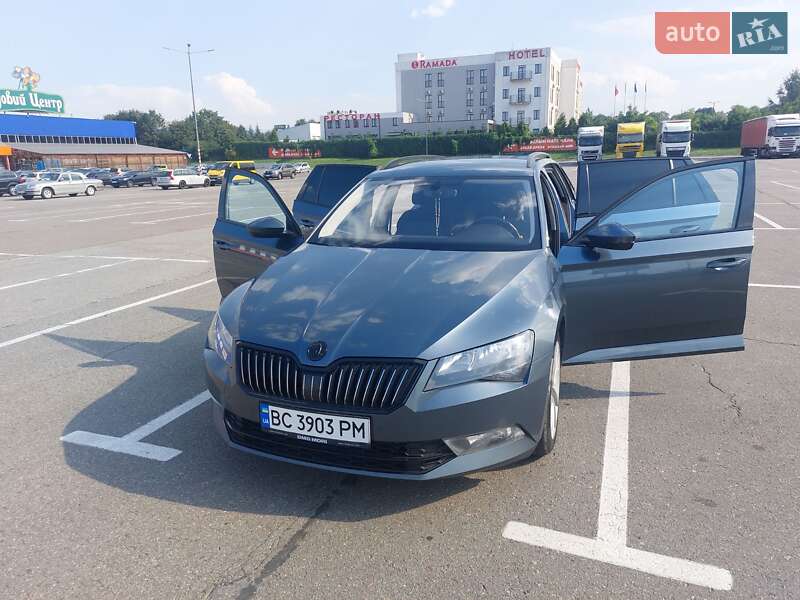 Универсал Skoda Superb 2016 в Львове фото 5 Универсал Skoda Superb 2016 в Львове