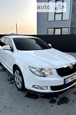 Лифтбек Skoda Superb 2011 в Рожнятове