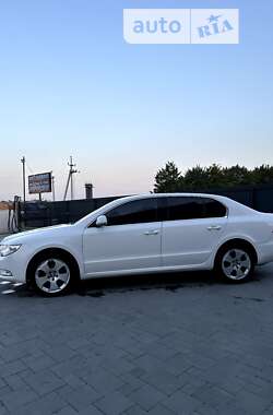 Лифтбек Skoda Superb 2011 в Рожнятове