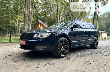 Универсал Skoda Superb 2010 в Бродах