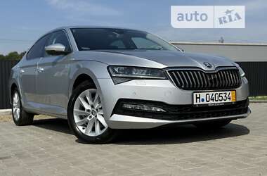 Ліфтбек Skoda Superb 2020 в Стрию