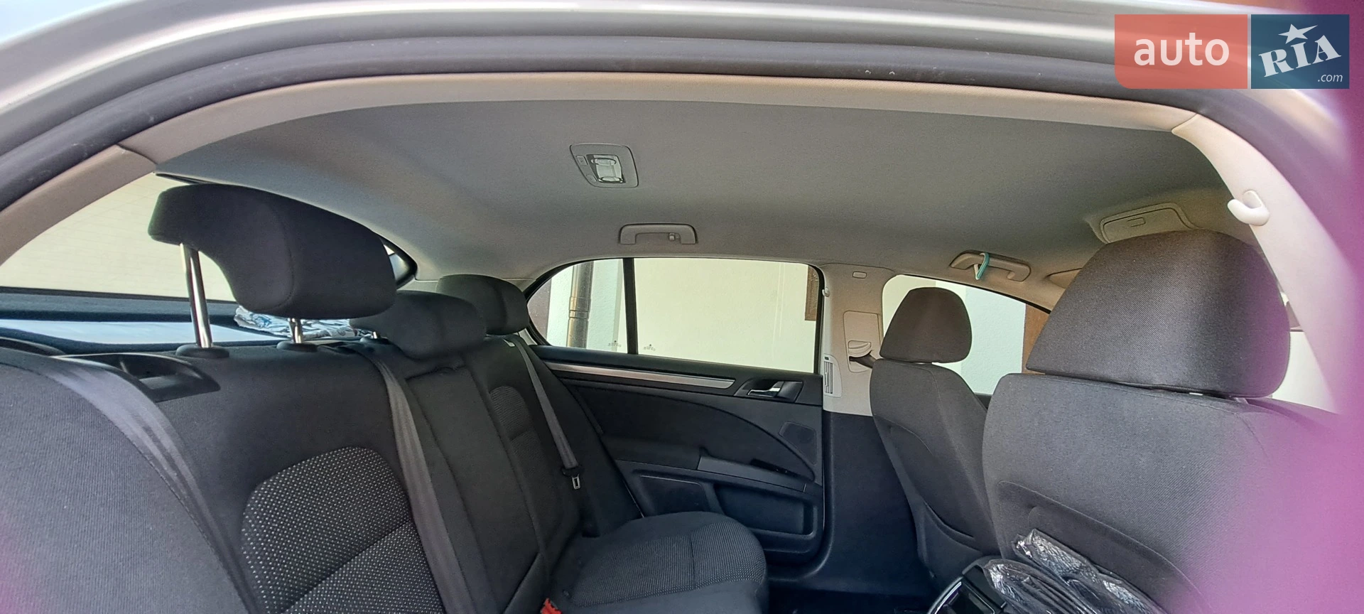 2011 Skoda Superb - мініатюра 11