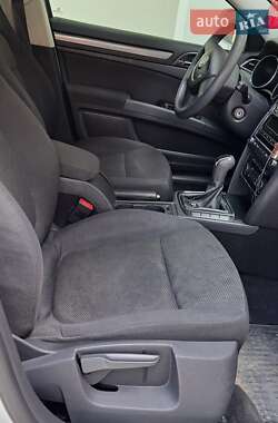 Лифтбек Skoda Superb 2011 в 
